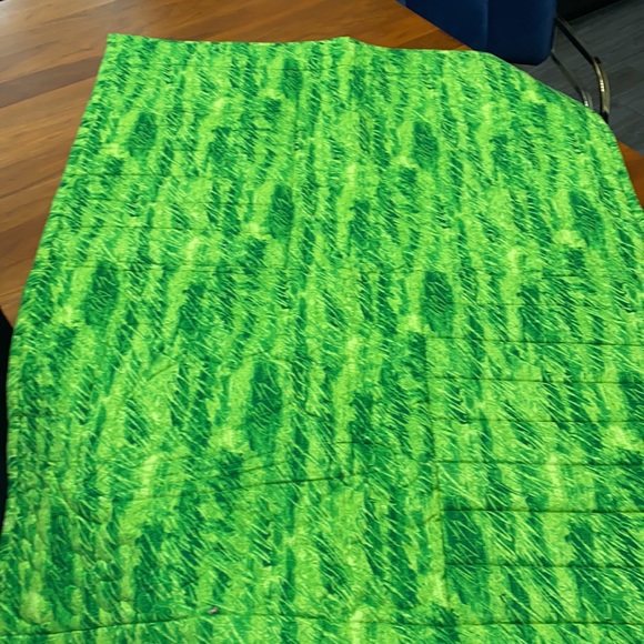 The Very Hungry Caterpillar Nursery Crib Set - Picture 12 of 15